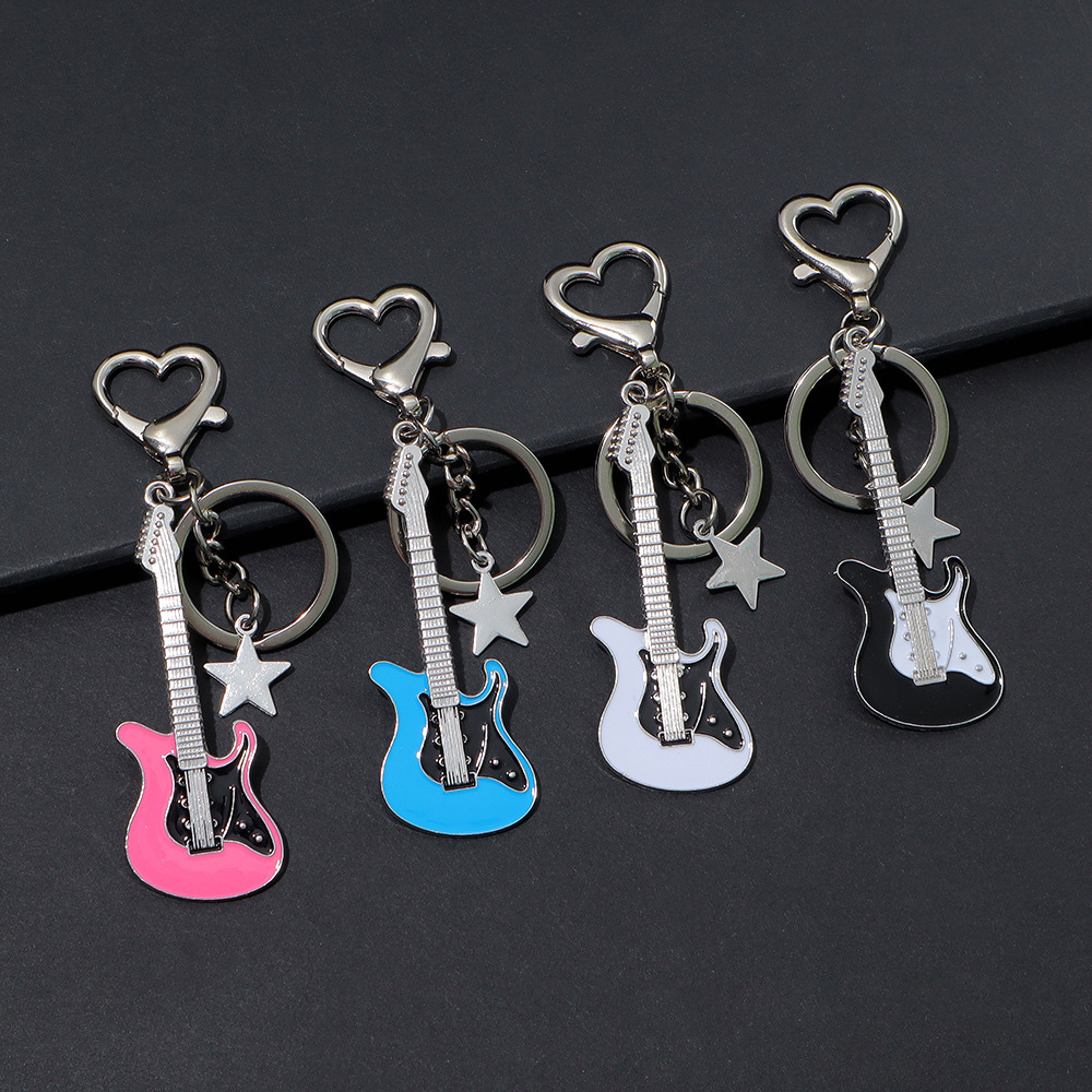 Guitar Love Heart Key Chain fo - Men Accessories All ulasan dan harga
