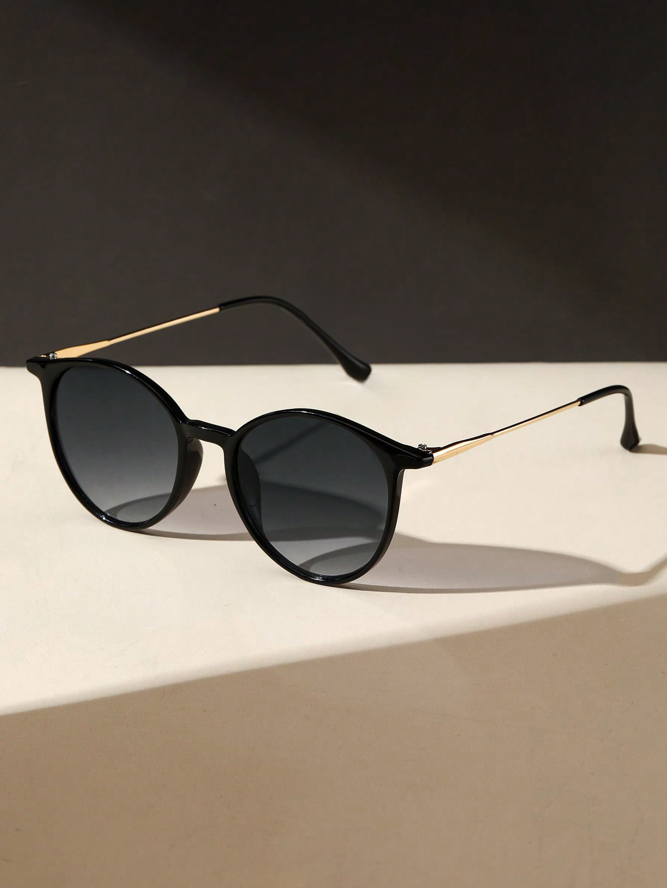 1PC Fashion Round Metal Women  - Men'S Accessories Glasses ulasan dan harga