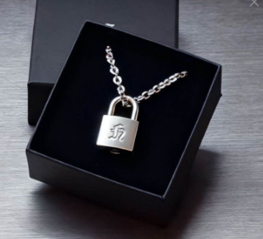 Smooth Matte Finish Metal Lock - Men Accessories Jewelry ulasan dan harga